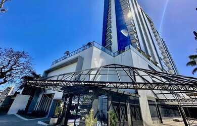 Imagem: O apartamento possui 3 Dormitórios, 3 Banheiros, 2 Vagas na