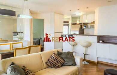 Imagem: O studio possui 2 Dormitórios, 2 Banheiros, 2 Vagas na garagem