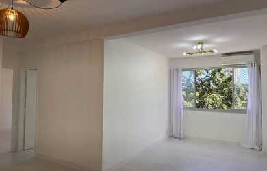 Imagem 3: Imóvel para venda possui 58 metros quadrados com 2 quartos em Barra da...