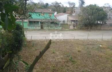 Imagem: O terreno possui 377m² de Área e Imóvel novo e está localizado