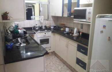 Imagem: A casa possui 3 Dormitórios, 2 Banheiros e 100m² de Área