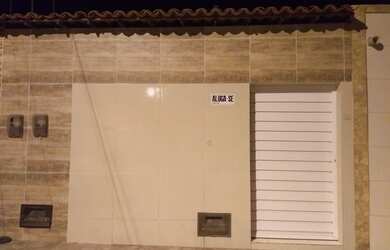 Imagem: A casa possui 2 Dormitórios, 1 Banheiro e está localizado