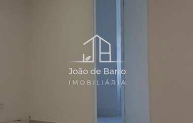 Imagem: O depósito possui 1 Vaga na garagem, 33m² de Área e está