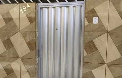 Imagem 2: Aluga-se. Ar-condicionado, 1 Banheiroe2 Dormitórios