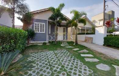 Imagem: A casa em condomínio possui 3 Dormitórios, 2 Banheiros, 200m²