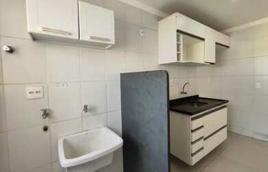 Imagem: O apartamento possui 2 Dormitórios, 2 Banheiros, 2 Vagas na