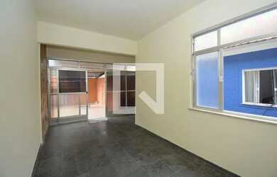 Imagem: A casa possui 2 Dormitórios, 1 Banheiro, 60m² de Área e