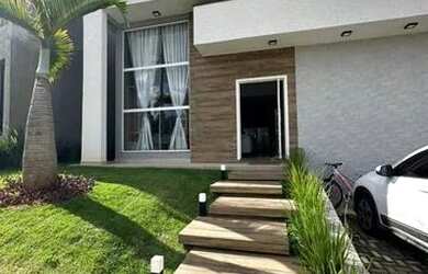 Imagem: A casa em condomínio possui 3 Dormitórios, 3 Banheiros, 2