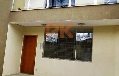 Imagem: A casa possui 2 Dormitórios, 1 Banheiro, 90m² de Área, Imóvel