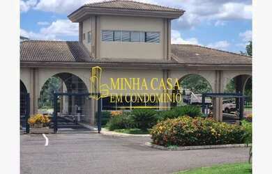 Imagem: O terreno à venda possui e está localizado em Parque Residencial