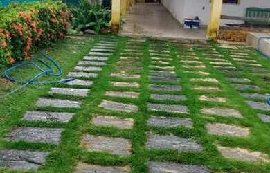 Imagem: A casa possui 5 Dormitórios e 5 Vagas na garagem e está localizado