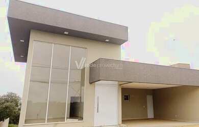 Imagem: A casa em condomínio possui 4 Dormitórios, 5 Banheiros, 4