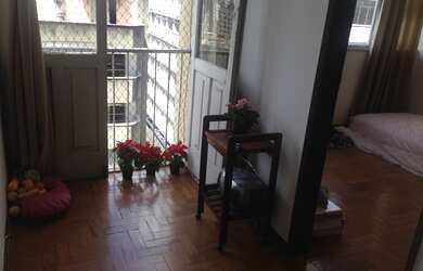 Imagem: O apartamento possui 2 Dormitórios, 1 Banheiro, 78m² de Área