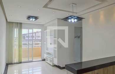 Imagem: O apartamento possui 2 Dormitórios, 1 Banheiro, 1 Vaga na garagem