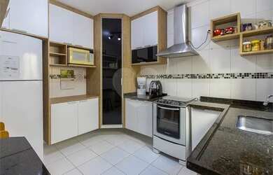 Imagem 15: Casa em condomínio fechado