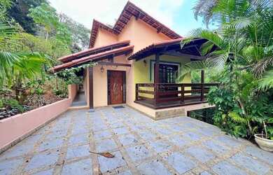 Imagem: A casa em condomínio possui 4 Dormitórios, 4 Banheiros, 2