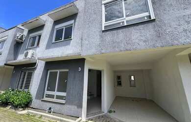 Imagem: A casa em condomínio possui 3 Dormitórios, 3 Banheiros, 1