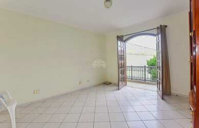 Imagem 12: Vendas Casa Curitiba PR. Churrasqueira, Varanda, Guarda roupae466m² de...