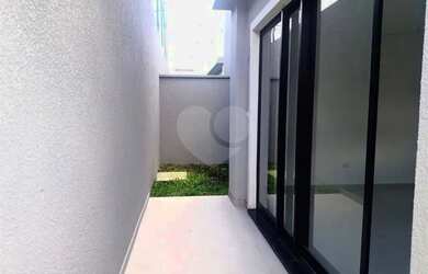 Imagem 6: Sobrado para venda com 234 metros quadrados com 3 quartos em Santa Felicidade...