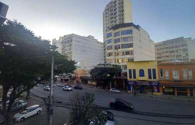 Imagem: O apartamento possui 3 Dormitórios, 3 Banheiros, 2 Vagas na