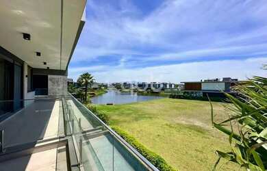 Imagem 16: Sobrado à venda, 5 quartos, 5 suítes, 2 vagas, Condomínio Sense Xangri-Lá...