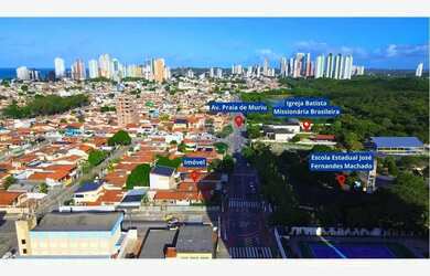 Imagem: A casa possui 5 Dormitórios, 5 Banheiros, 472m² de Área e