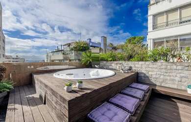 Imagem: O apartamento na cobertura possui 2 Dormitórios, 3 Banheiros