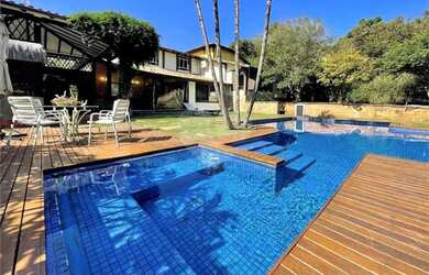 Imagem: A casa em condomínio possui 4 Dormitórios, 5 Banheiros, 4