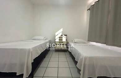 Imagem: O apartamento possui 1 Dormitório, 1 Banheiro, 1 Vaga na garagem