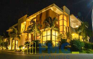 Imagem: A casa em condomínio possui 4 Dormitórios, 5 Banheiros, 4