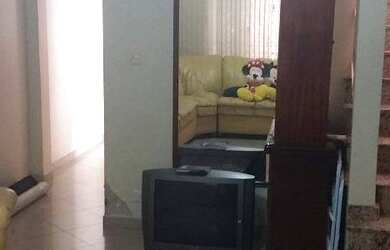 Imagem: A casa possui 3 Dormitórios, 2 Banheiros e 110m² de Área