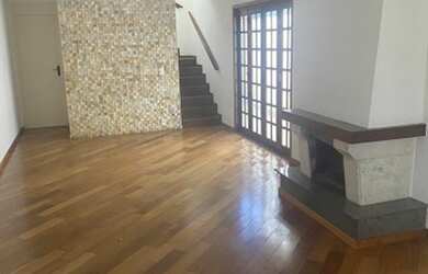 Imagem: A casa em condomínio possui 3 Dormitórios, 2 Banheiros, 2