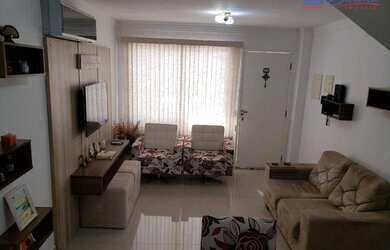 Imagem: A casa em condomínio à venda possui 2 Dormitórios, 3 Banheiros