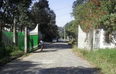 Imagem: O terreno possui 2.605m² de Área e está localizado em Roseira