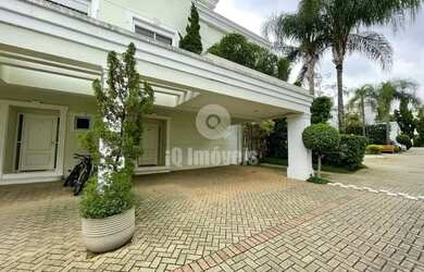 Imagem: A casa em condomínio possui 3 Dormitórios, 5 Banheiros, 3