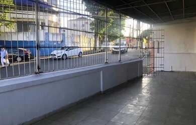 Imagem: A casa possui 3 Dormitórios, 3 Banheiros, 200m² de Área e