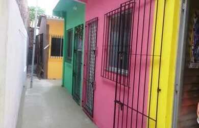 Imagem: A casa possui 1 Dormitório, 1 Banheiro, 50m² de Área e está