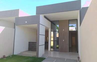 Imagem: A casa possui 3 Dormitórios, 3 Banheiros, 2 Vagas na garagem