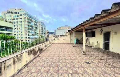 Imagem: O apartamento na cobertura possui 5 Dormitórios, 3 Banheiros