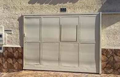 Imagem: A casa possui 2 Dormitórios, 1 Banheiro e está localizado