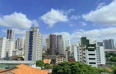 Imagem 2: Apartamento para venda possui 106 metros quadrados com 3 quartos em Centro...