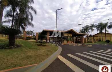 Imagem: A casa em condomínio possui 3 Dormitórios, 2 Banheiros, 2