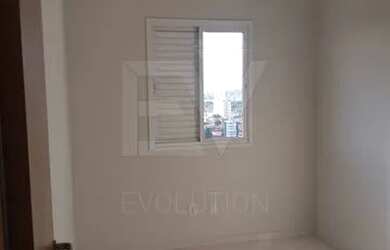 Imagem: O apartamento possui 2 Dormitórios, 1 Banheiro, 2 Vagas na