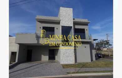 Imagem: A casa em condomínio possui 3 Dormitórios, 3 Banheiros, 2