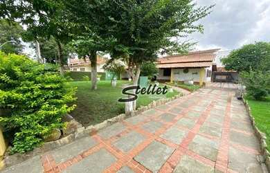 Imagem: A casa possui 5 Dormitórios, 5 Banheiros, 5 Vagas na garagem