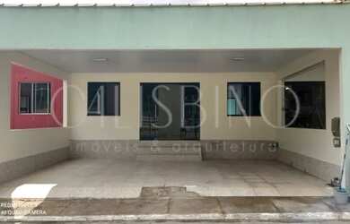 Imagem: A casa possui 2 Dormitórios, 1 Banheiro, 2 Vagas na garagem