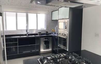 Imagem 12: Casa Swiss Park. Piscina, Churrasqueira, Guarda roupae319m² de Área