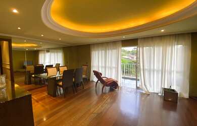 Imagem: O apartamento possui 4 Dormitórios, 2 Banheiros, 3 Vagas na