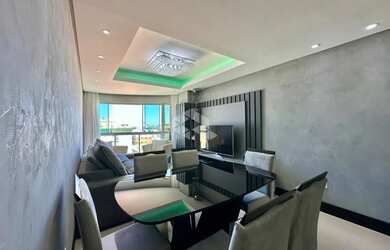 Imagem 5: Apartamento de 2 dormitórios de frente com vista para o mar e box/vaga...