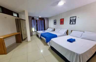 Imagem 5: Temporada em Ponta Negra. Acomodam 30 pessoas, 3 Vagas na garageme5 Dormitórios